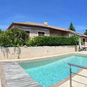 jolie-maison-au-calme-avec-piscine-privee-5-pieces-10.fr-provencehotel.com/