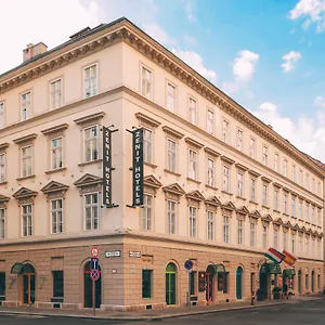 Zenit Palace 4* Budapest