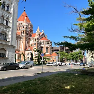 Dom-sellohaz Szeged