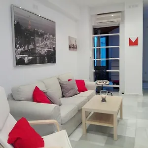centrico-apartamento-con-patio-privado.es-andalucia.com/