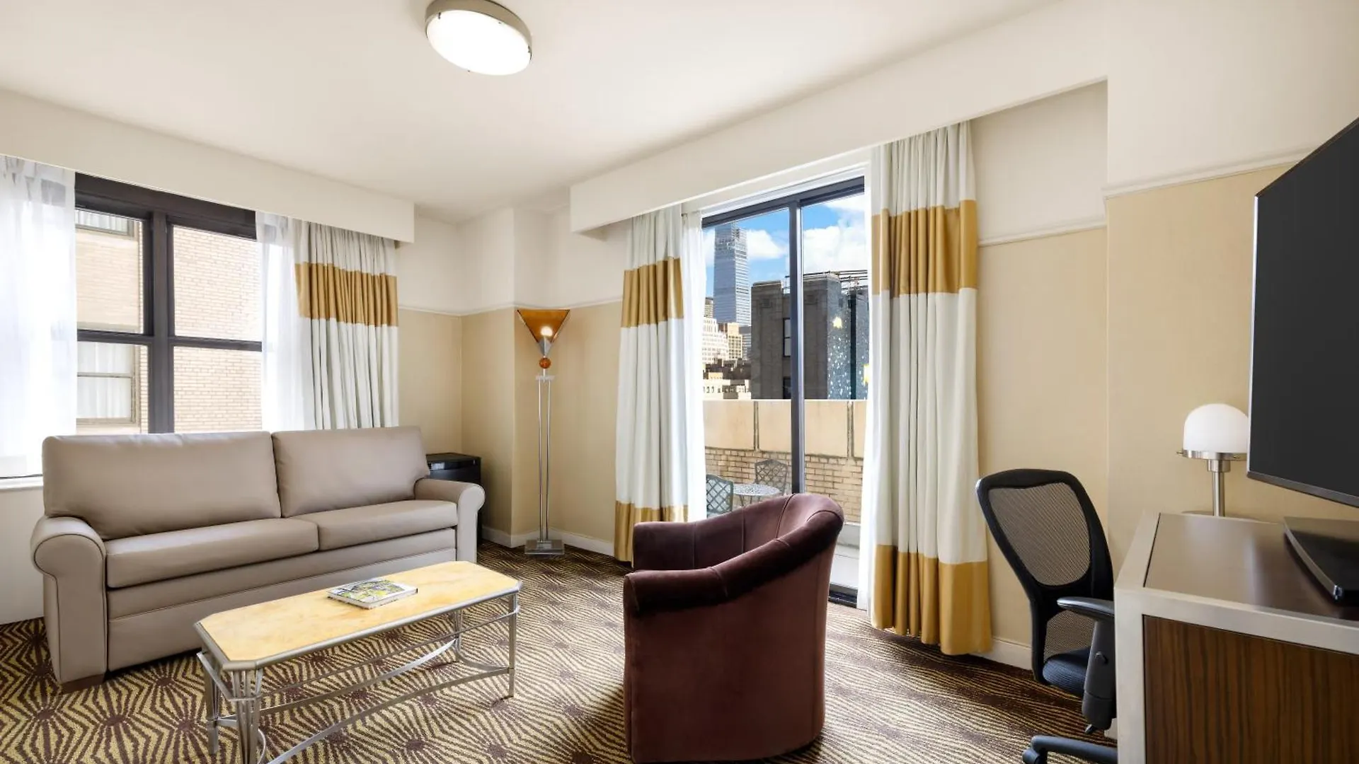 The New Yorker Hotel