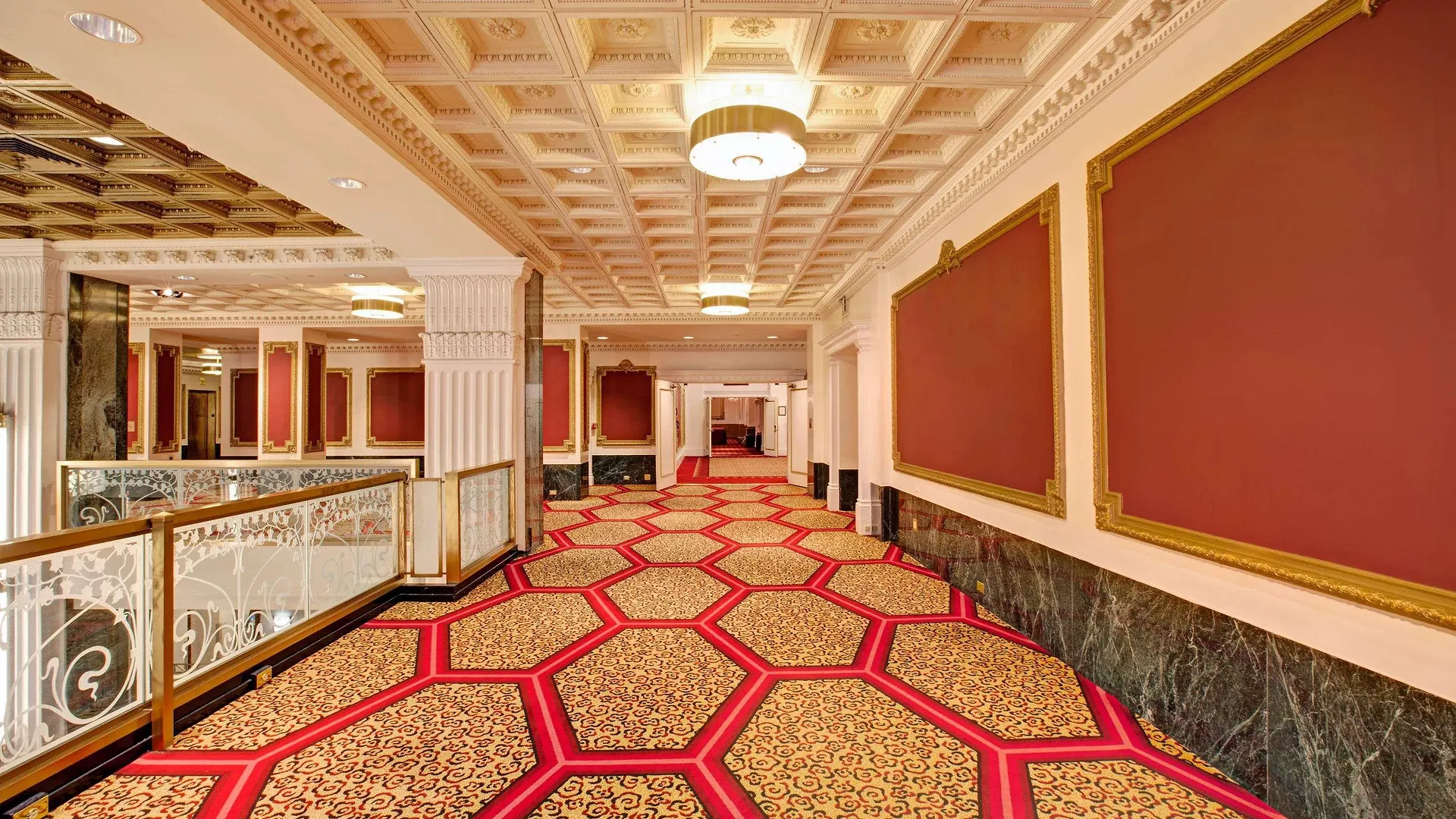 The New Yorker, A Wyndham Hotel 4*,