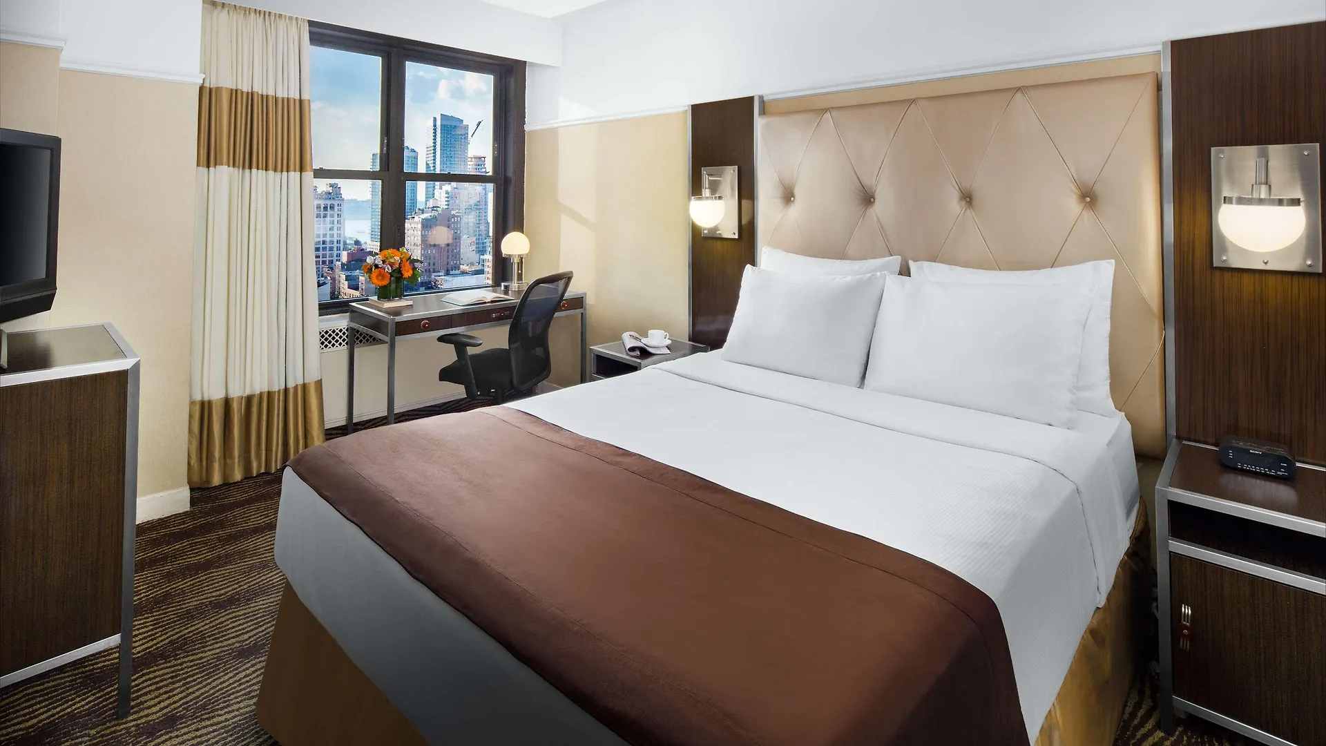 The New Yorker, A Wyndham Hotel 4*,