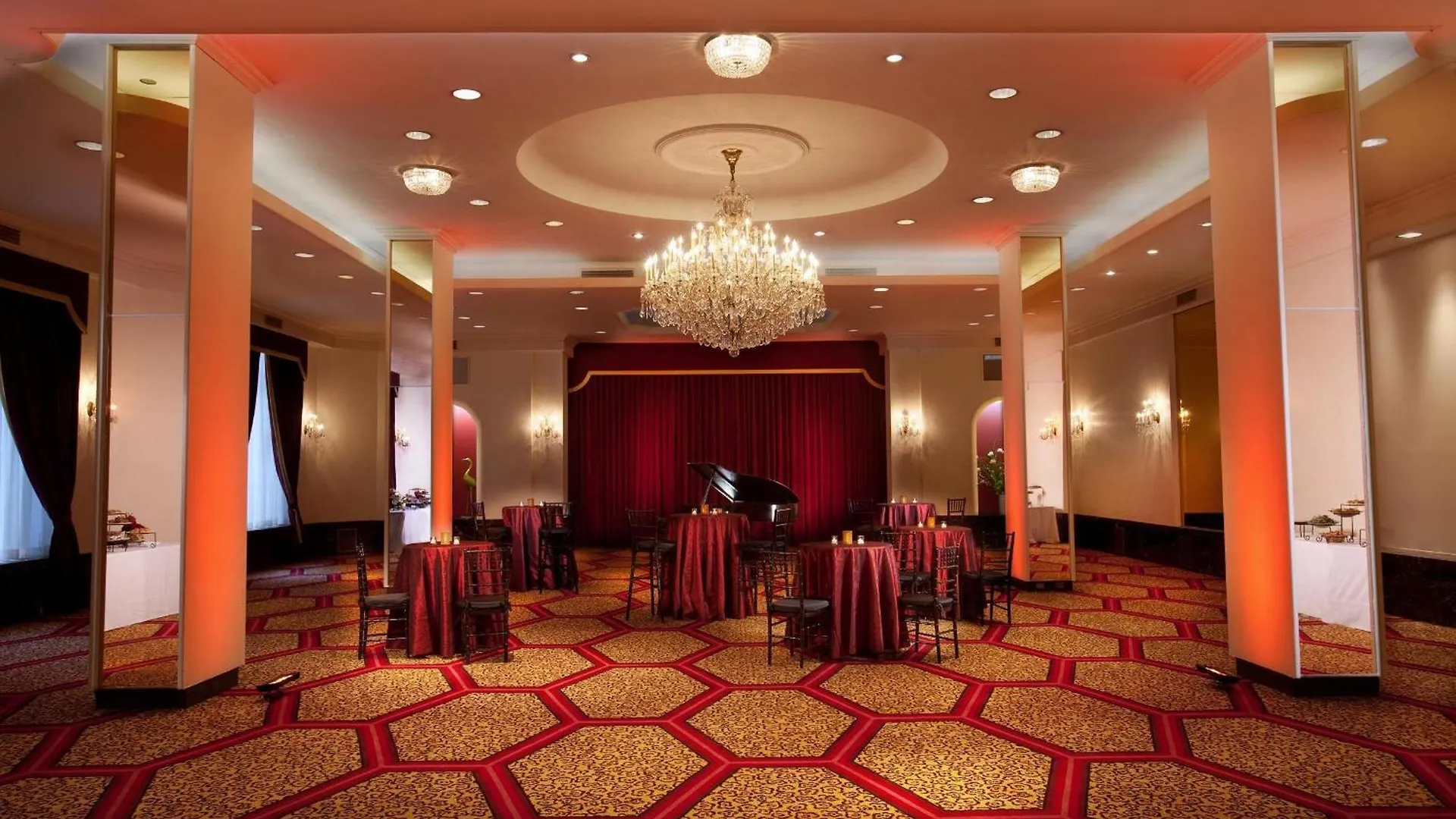 The New Yorker, A Wyndham Hotel